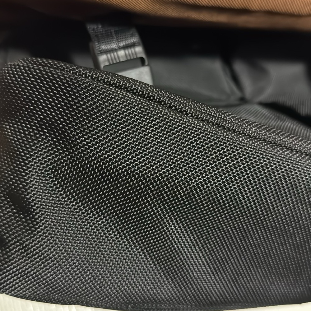 Tumi T-Tech Laptop Bag - Picture 8 of 16